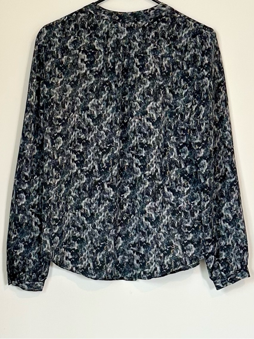 Theory Ruisa Caligula 100% Silk Blouse - Size: Small - Picture 9 of 11